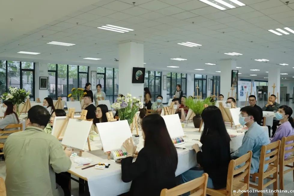 【紫竹林讲堂】点点官方app下载举办教职工“师情画意”艺术沙龙活动