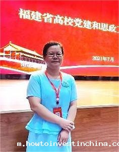 黄雪霞 : 坚守育人初心，无悔教育奉献