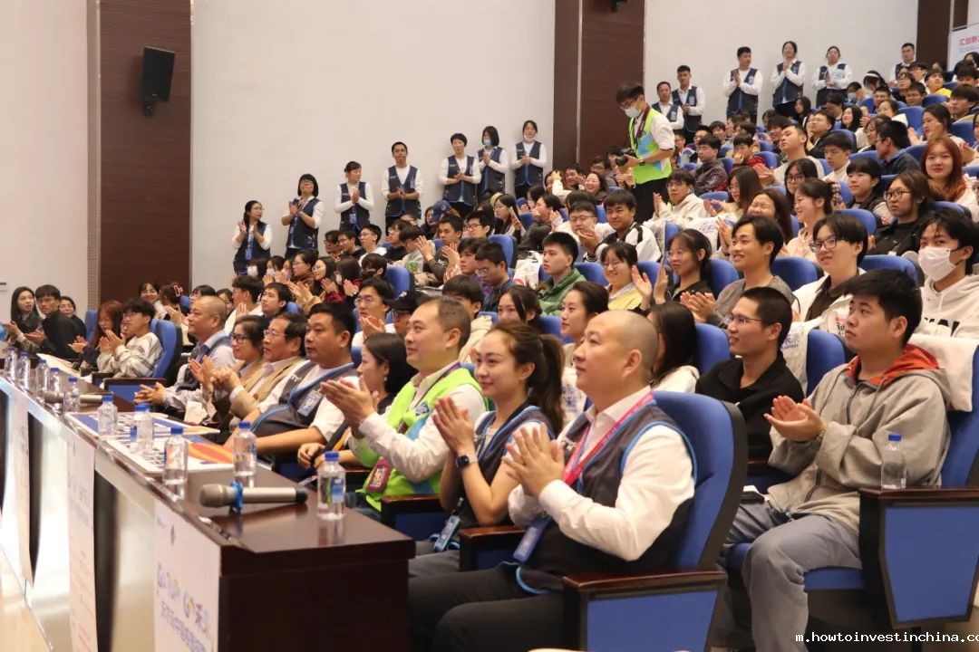 世界500强沃尔玛走进点点官方app下载开展管培生宣讲会