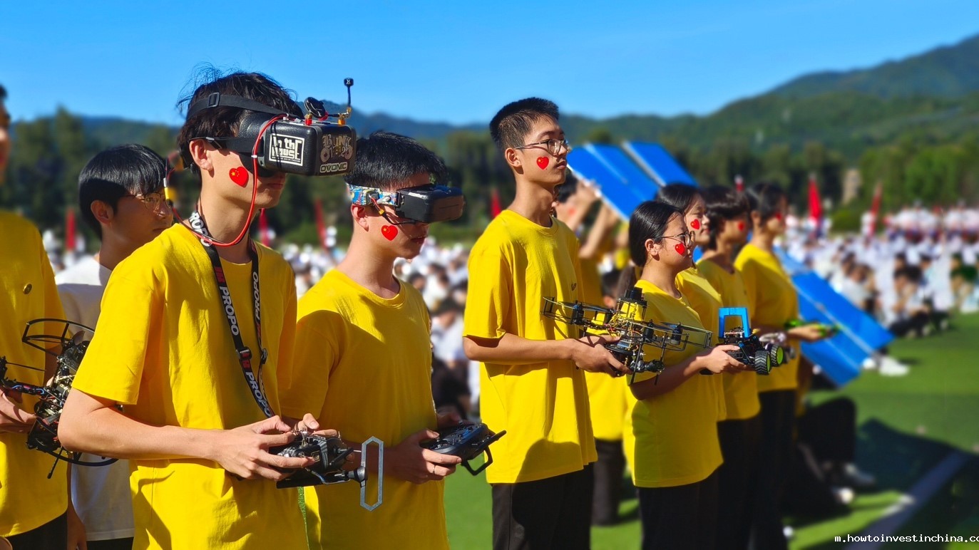 点点官方app下载举办第八届校园运动会